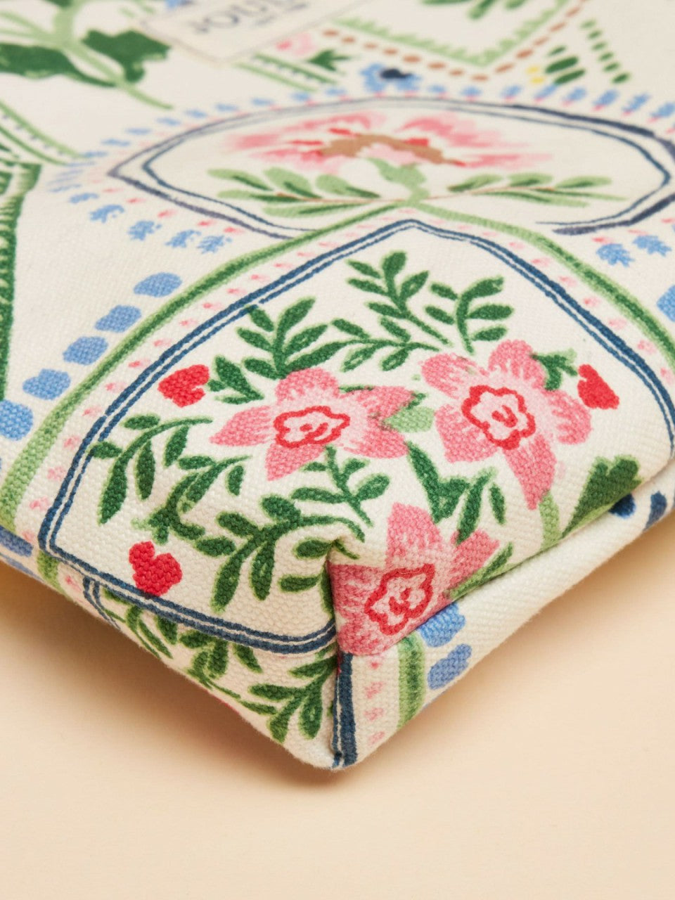 Carrywell Cream Tile Print Zip Pouch - Women